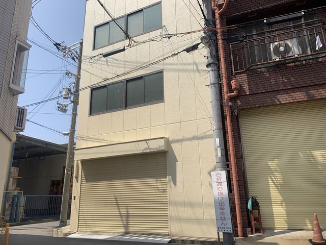駅から徒歩7分です。
