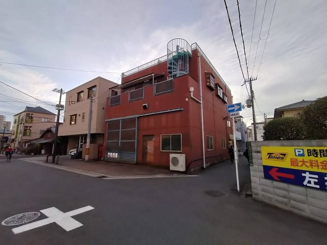 現況1F工場2F事務所3F居宅としてご利用されております。