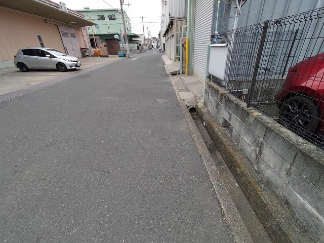 前面道路になります