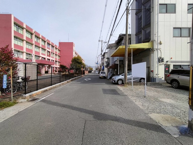 前道幅員約5.5ｍ