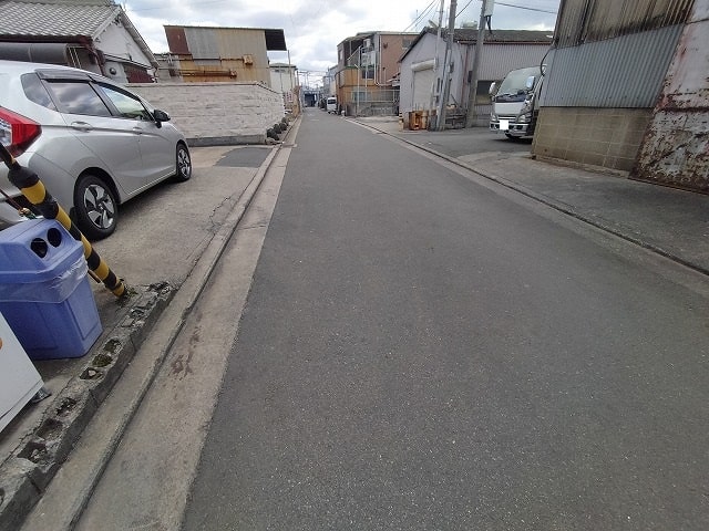最寄り駅から徒歩６分