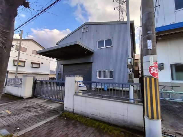 2階建て事務所付き