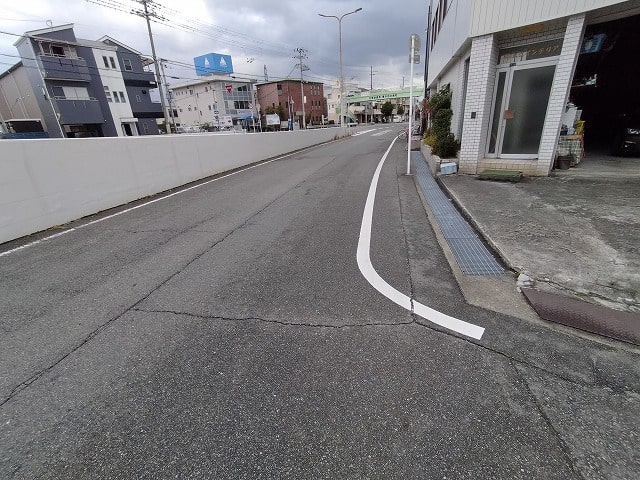 フォークリフト乗り入れ可能です