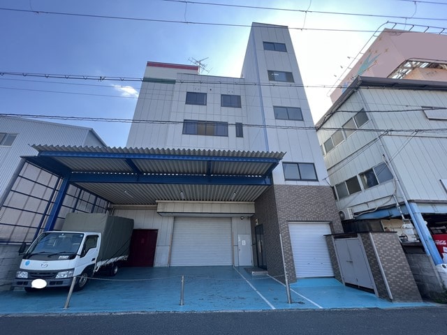 クレーン合計2基あります。