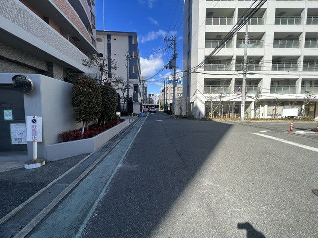 幹線道路にも近くて便利です。