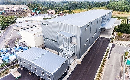 大型トラック可能です。