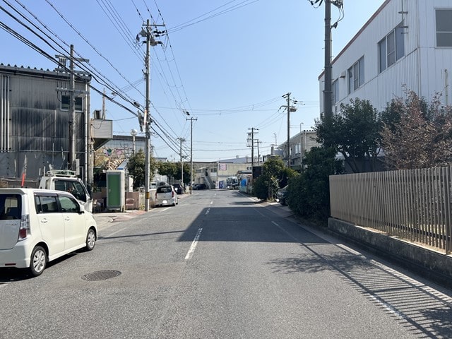 大型車両通行可能です。