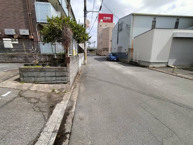 事務所スペース、駐車スペース有