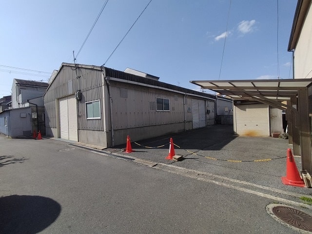 事務所付きです