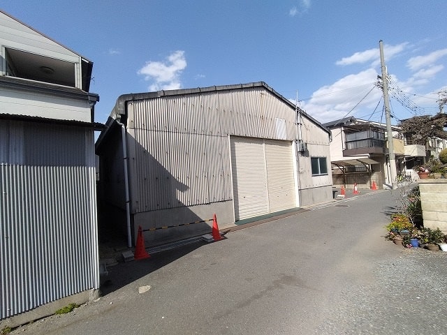 シャッター幅3.8m高さ3.2m