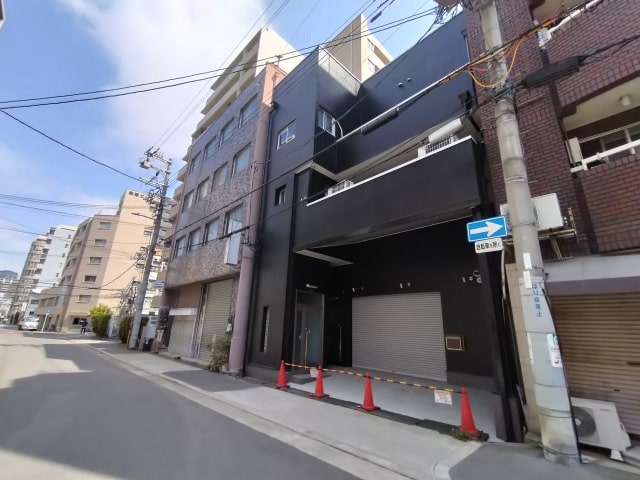 1階.2階用のリフト付き