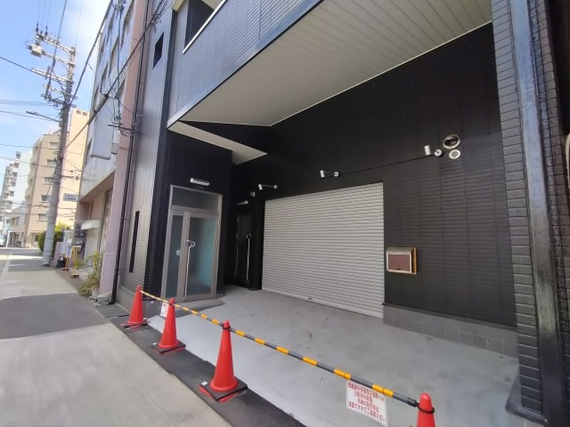 前面に駐車可能です