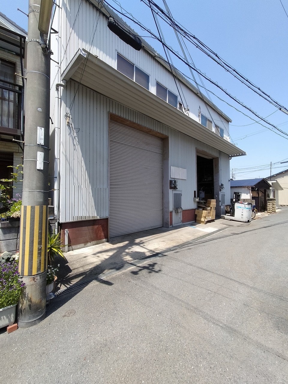 前面道路4メートル