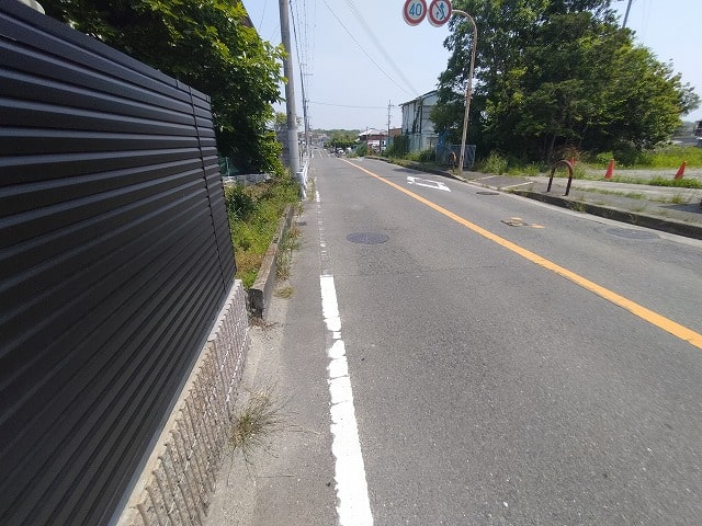 前面道路になります