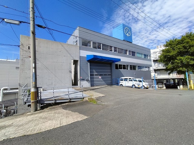 3階建ての2階部分賃貸です