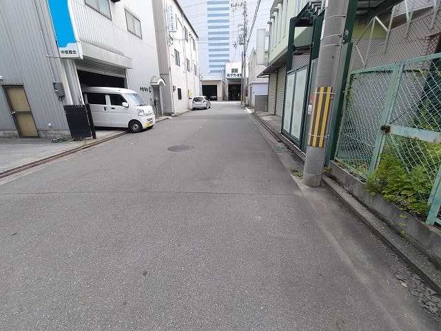 トラックも入ってこれます