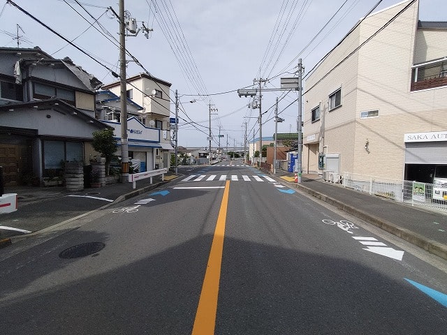 近くに淀川がございます。