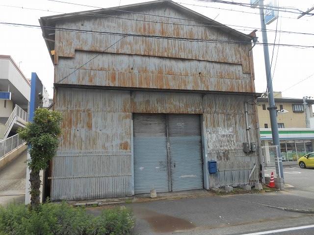 近隣商業地域です。
