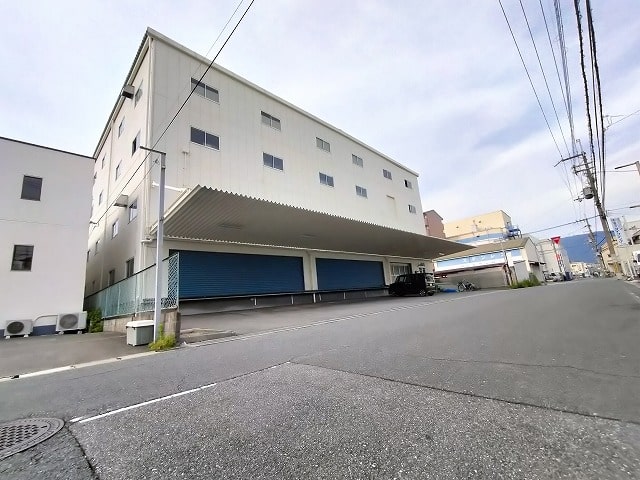 前道も広々しております