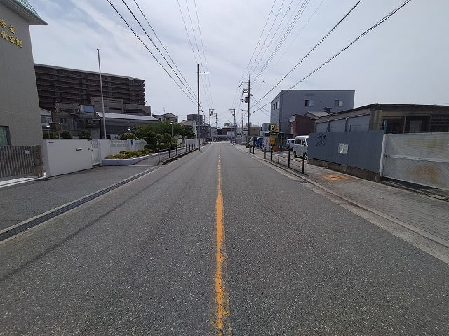 前道広いです。