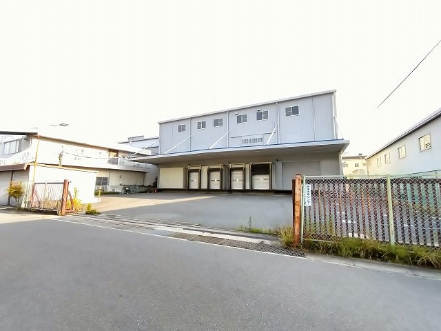 大型倉庫です