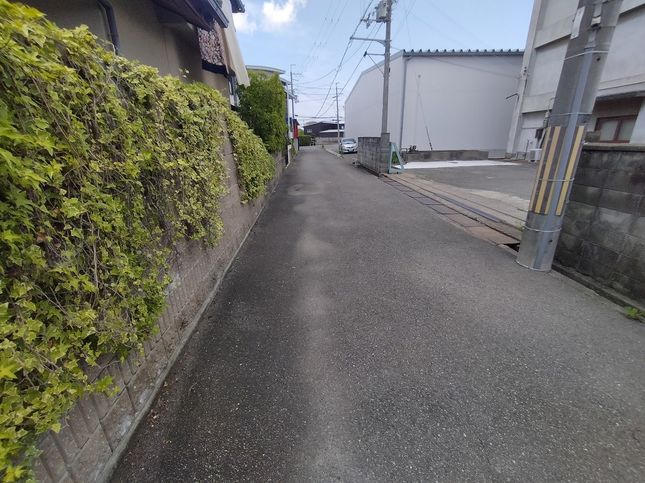 前面道路になります