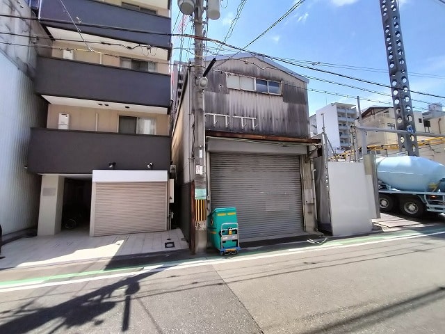 近隣民家です。