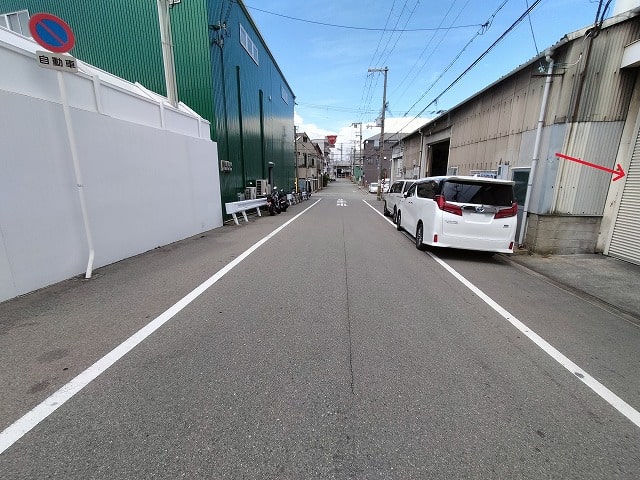前面道路約8ｍ