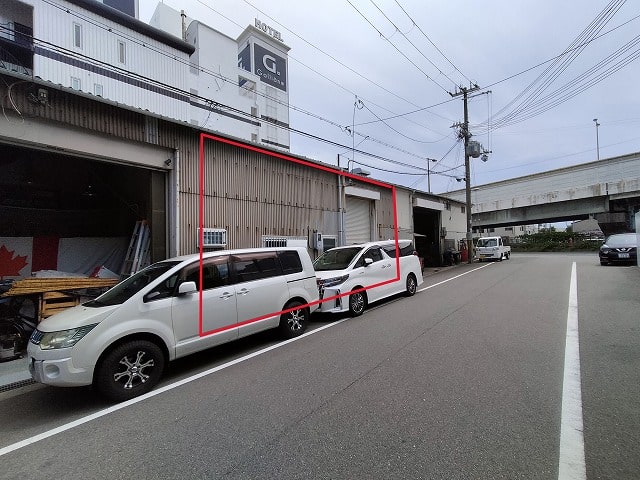 コンビニ近いです。