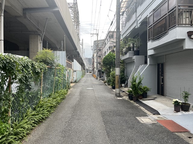 2ｔ車の通行がギリギリです。