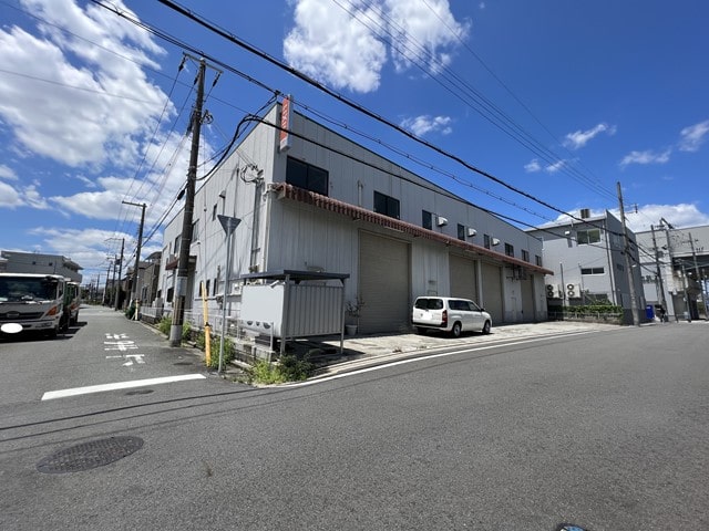 角地の物件です。