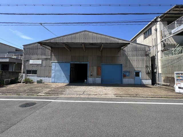 4ｔ車駐車可能です。