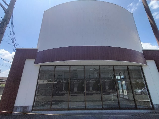 八尾市老原の店舗