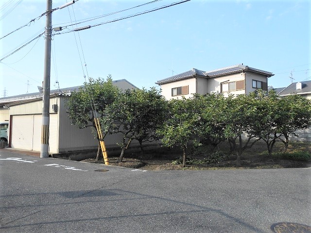 第二種中高層住居専用地域です。