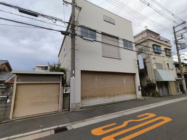 電動シャッター付き