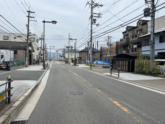 大型車両の通行は可能です。