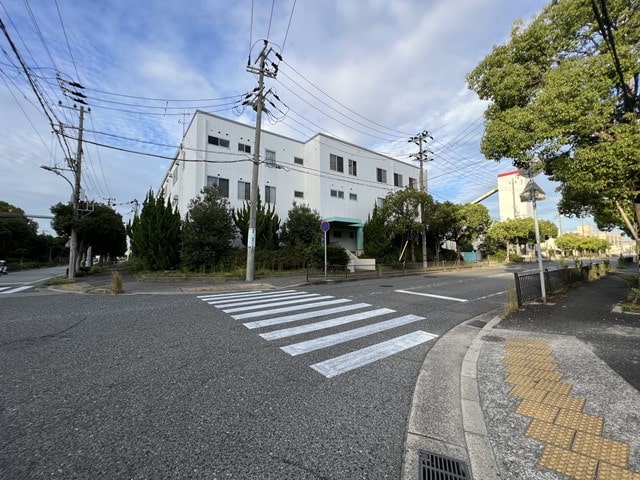 角地の物件になります。