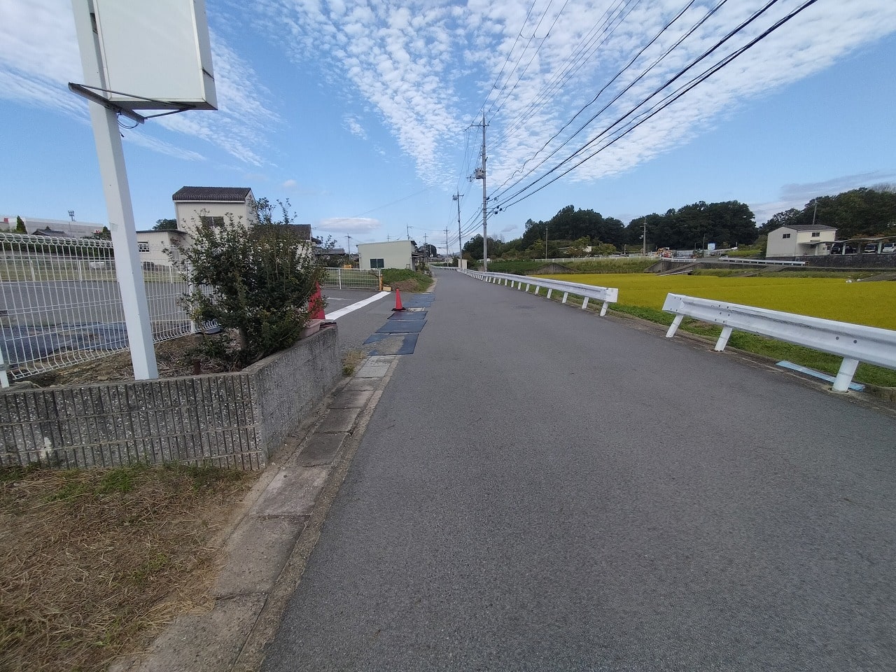 大型規制はございません