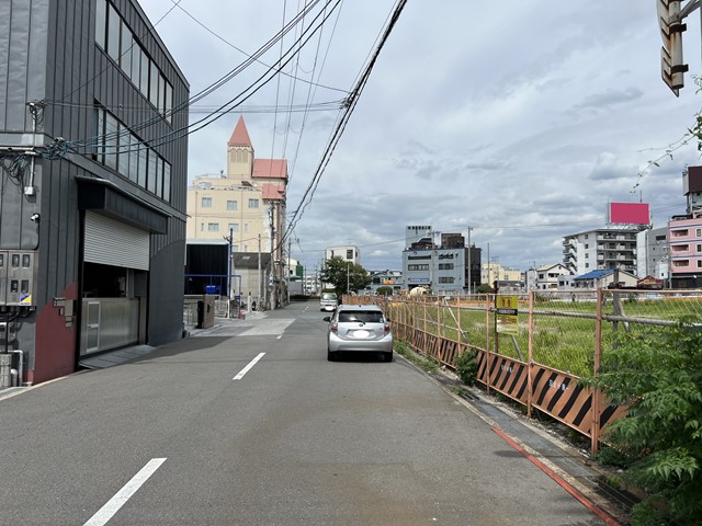 大型車両の通行は可能です。