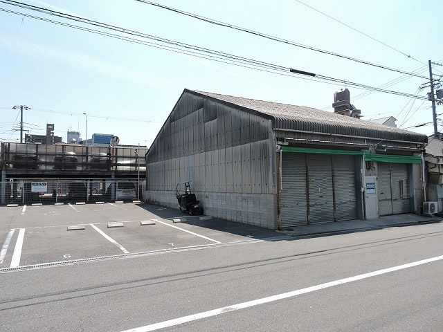 小さい事務所も付いてます。