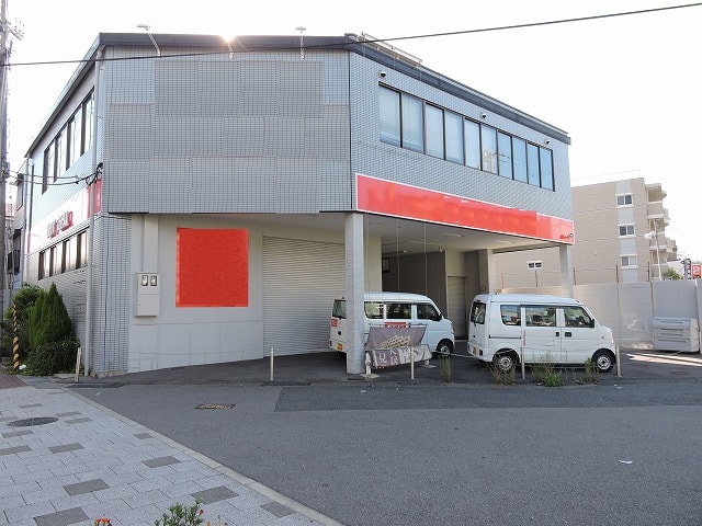 希少！神戸市大通り沿いの倉庫事務所