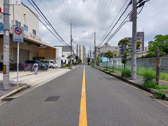 大阪メトロ谷町線【長原】駅まで徒歩４分です。