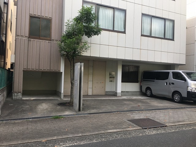 駐車スペースあります。
