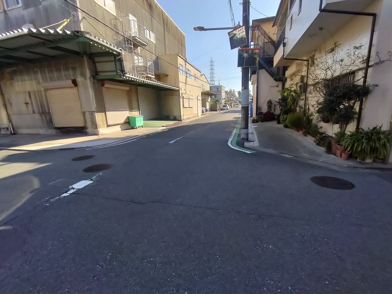 前面道路になります