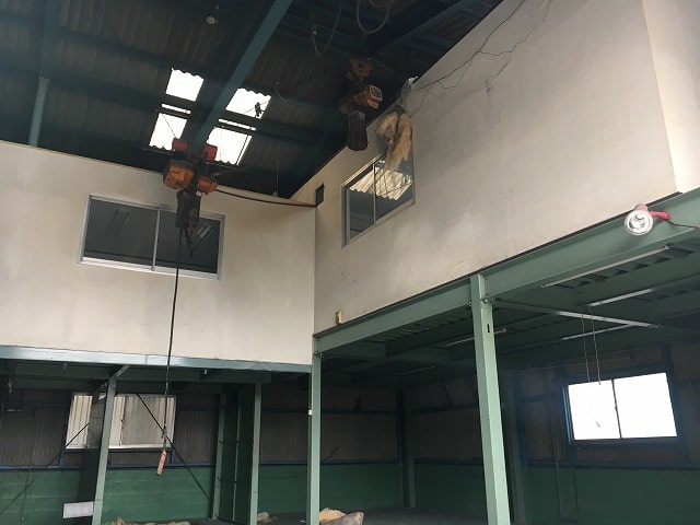 クレーン残置物あります。