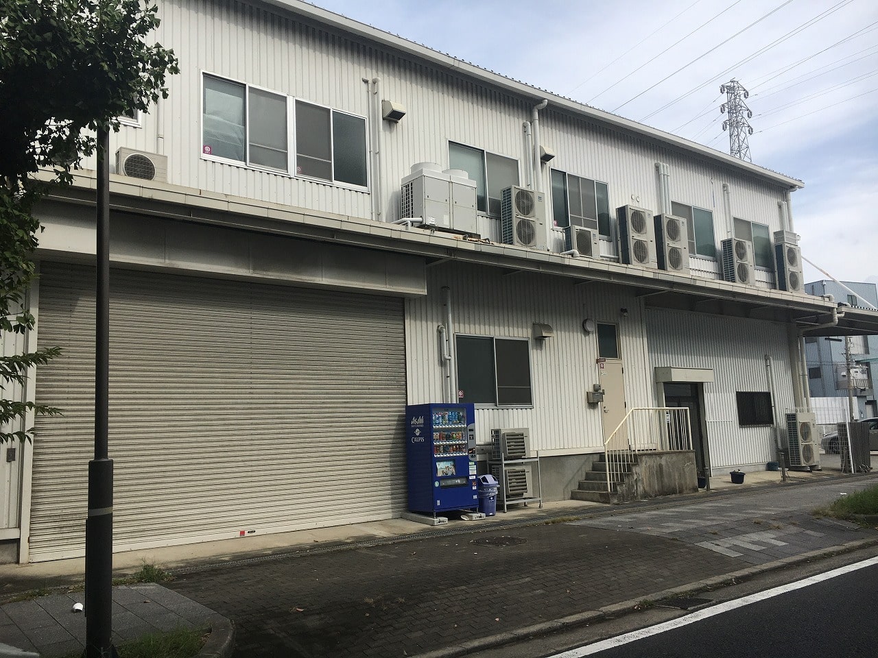 こちらからも荷物搬入可能です。