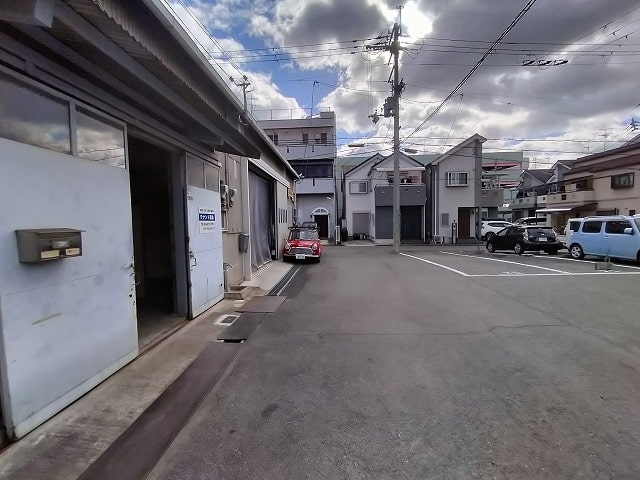 前道は共有通路です