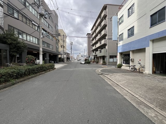 幹線道路からの進入可能です。（幅員7.0ｍ）