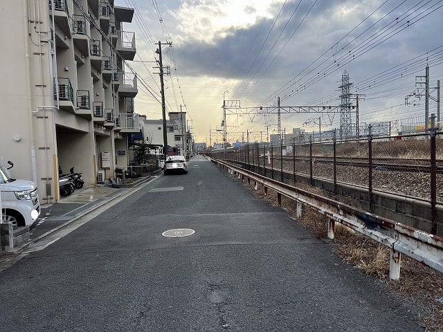 2ｔ車の通行がギリギリです。