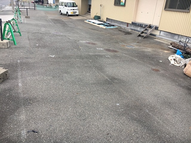4ｔ車駐車可能です。